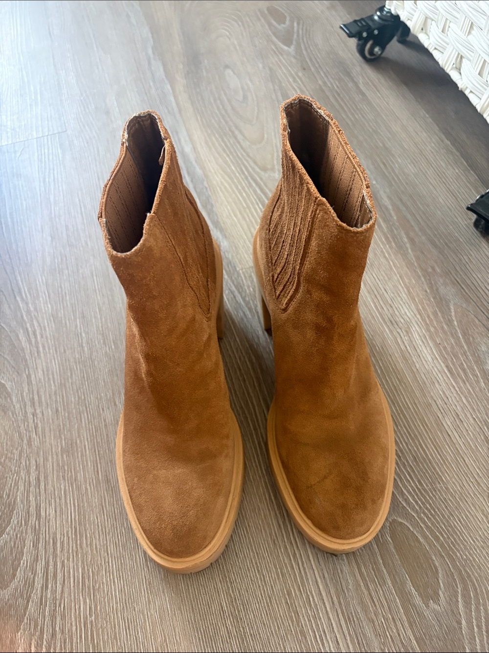 Dolce Vita Chestnut Suede Chunky Heel Ankle Boots - Picture 3 of 5